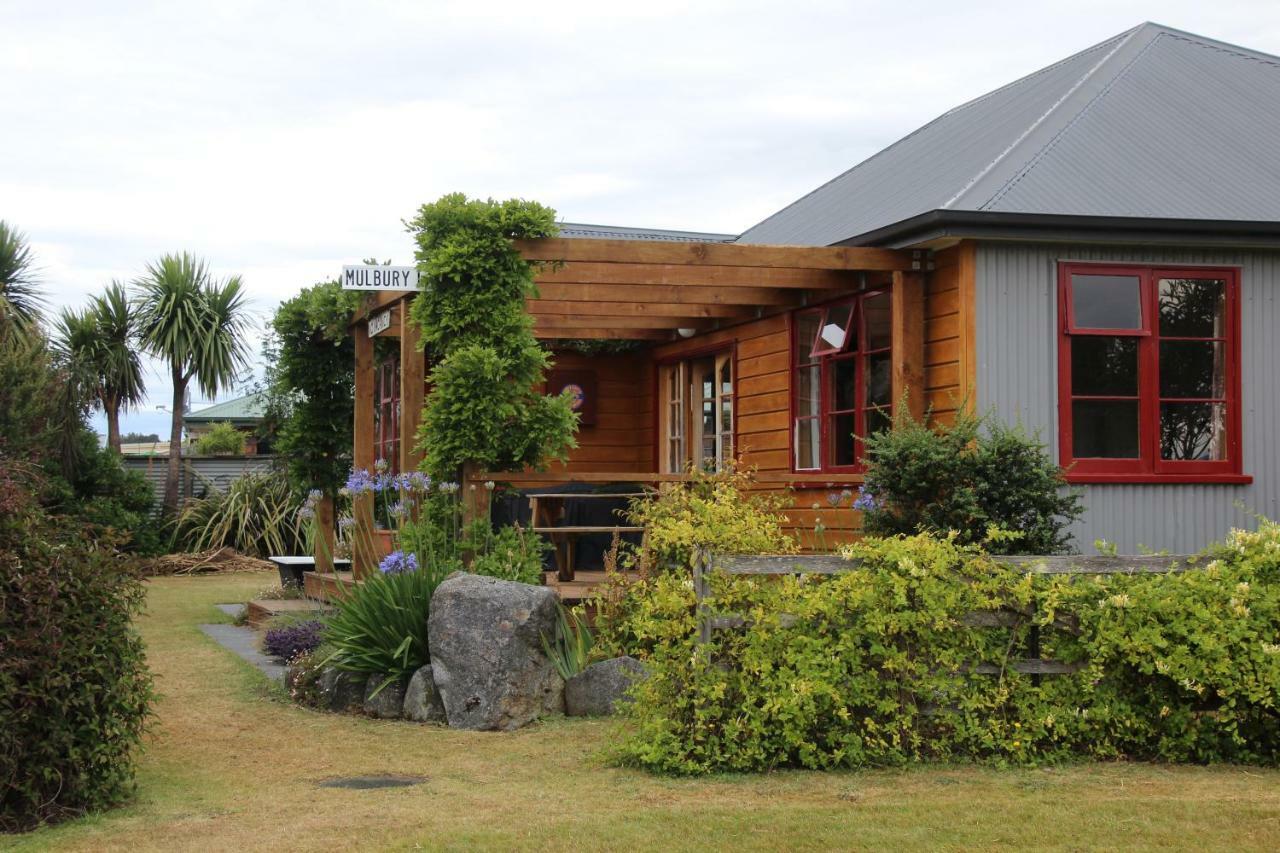 Batch With A View Villa Te Anau Exterior photo